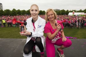 BRAVE CANCER SURVIVOR SCIENTIST AND NURSE LAUNCH RACE FOR LIFE GLASGOW 2018 5 200518 RaceForLife 22 scaled