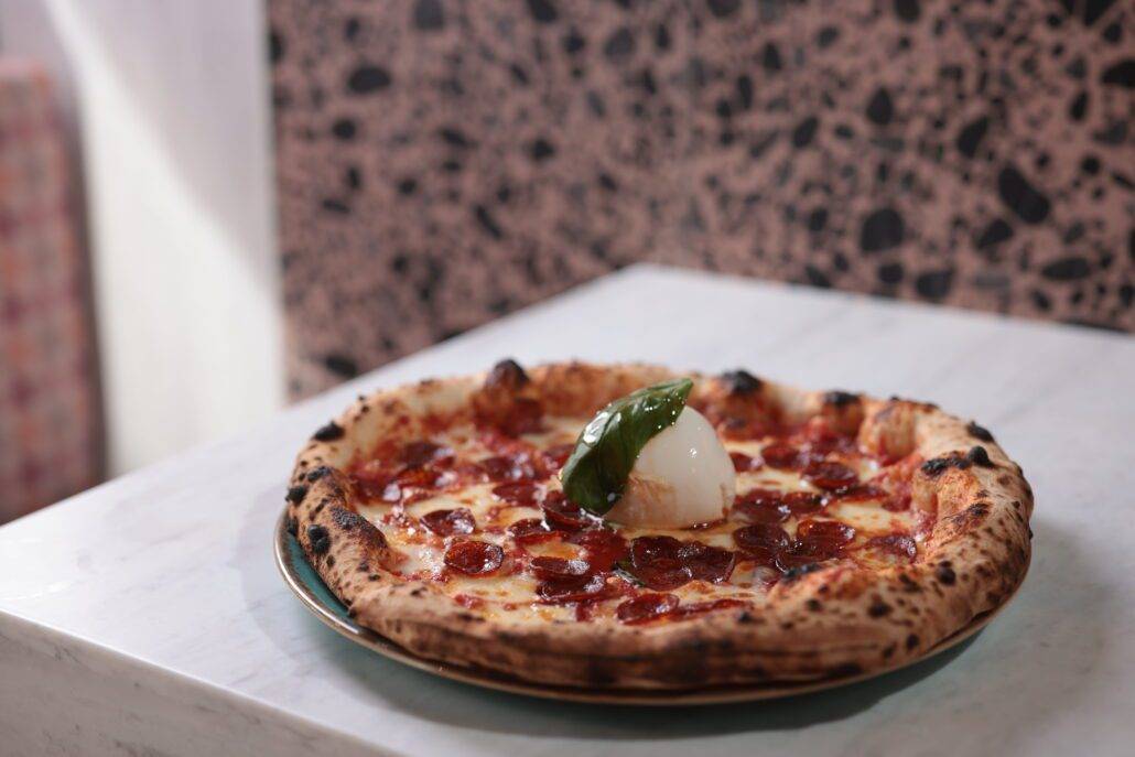 SPOTTED: GLASGOW FORT WELCOMES LEOPARDO PIZZA 2 1F7A7362
