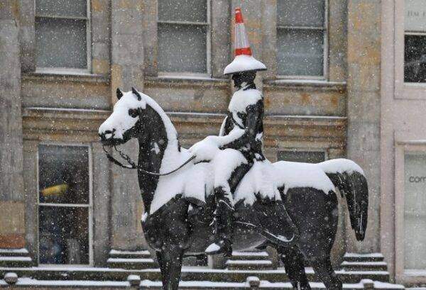 specials glasgow snow