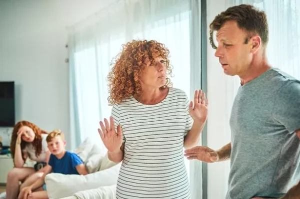 Mum goes to dinner by herself