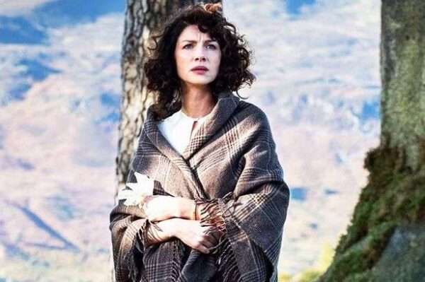 Outlander fans predict finale’s time travel twist after filming clue
